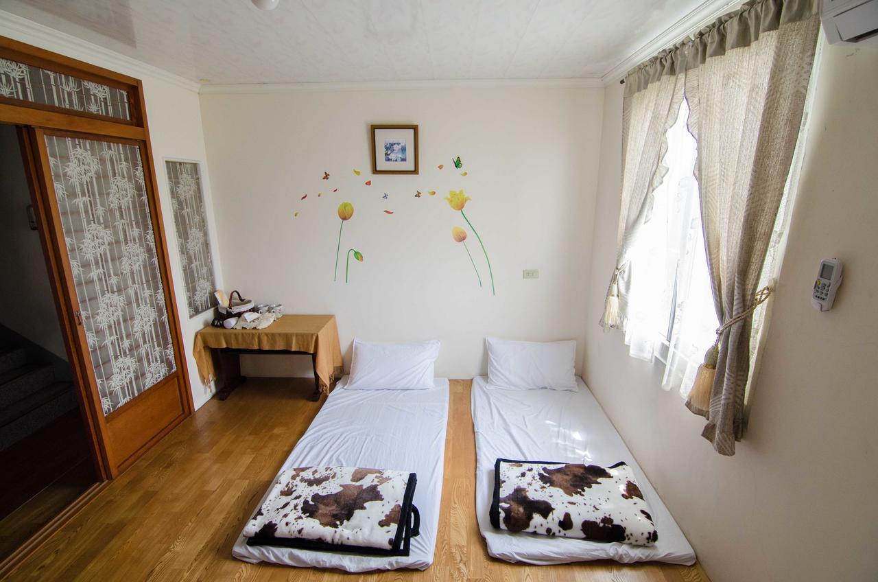 Tinto B&B Yilan Exteriör bild