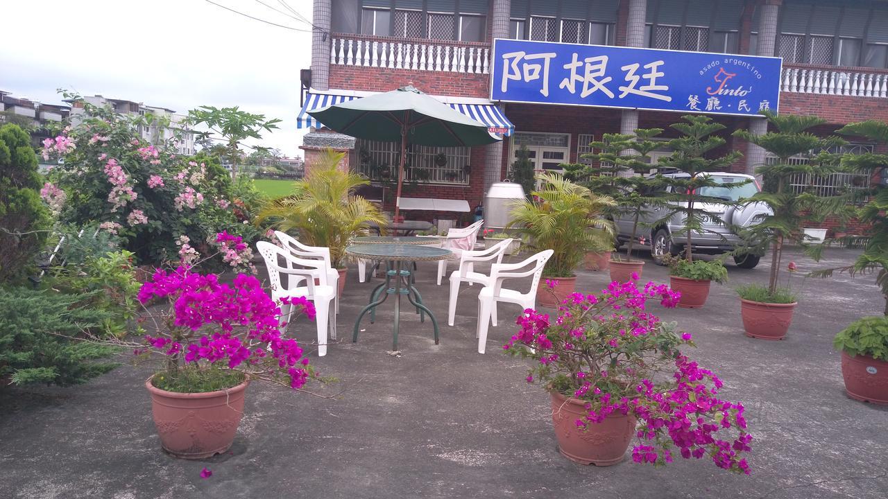 Tinto B&B Yilan Exteriör bild